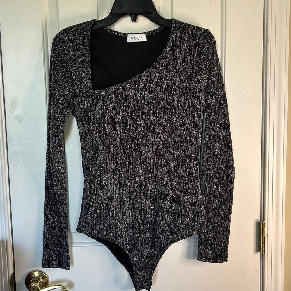 Gilli Black and Silver Textured Top